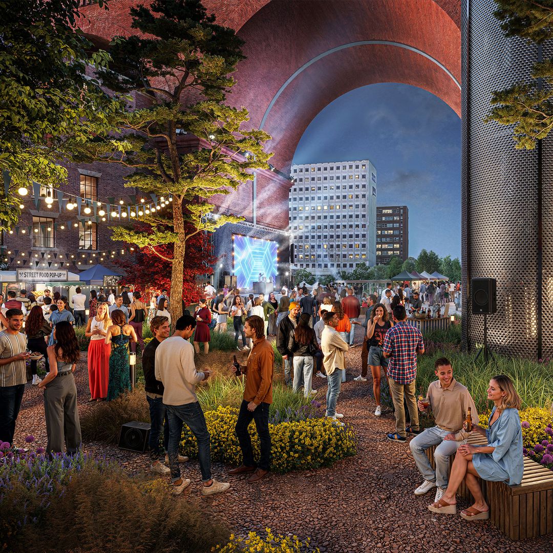 Weaver's Square evening